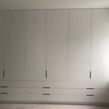 Indbygget garderobeskab